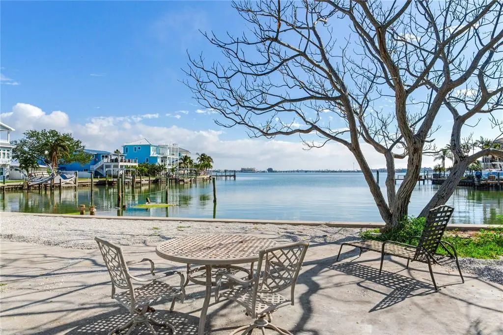 2 of 10 - 409 161st Avenue, REDINGTON BEACH, FL