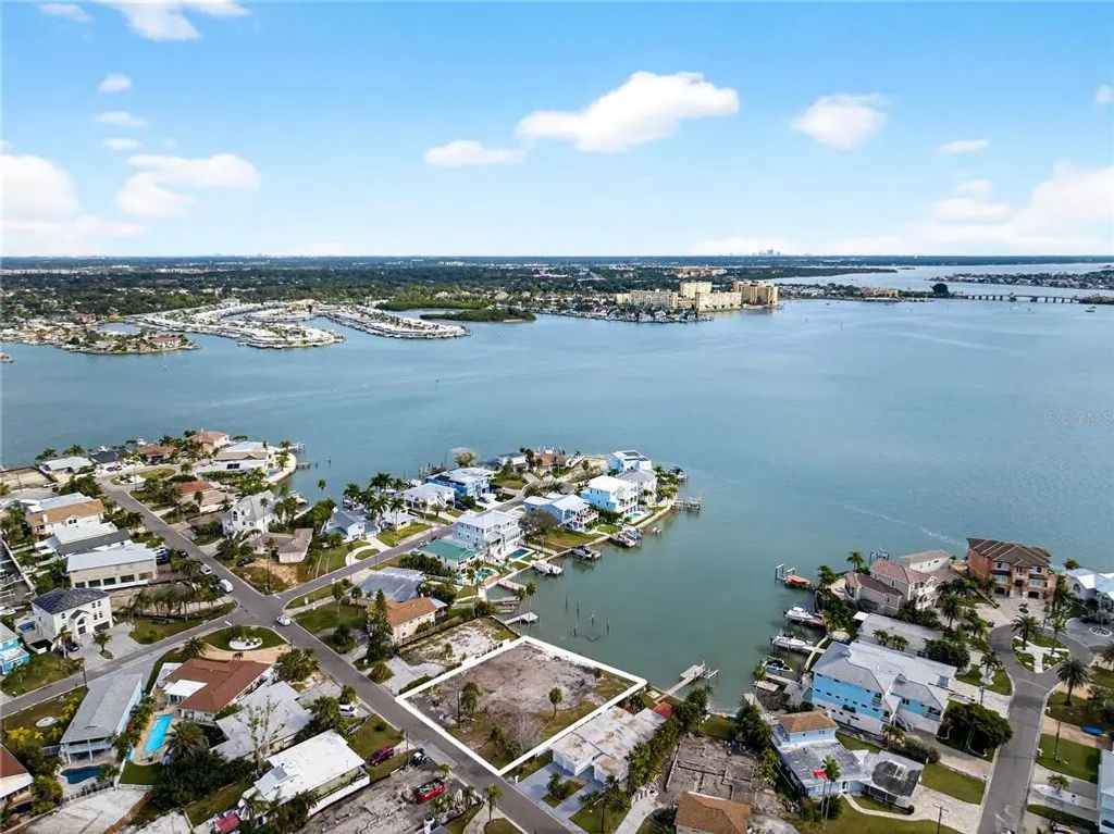 5 of 10 - 409 161st Avenue, REDINGTON BEACH, FL