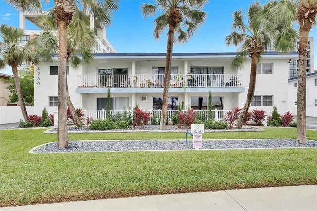 4250 37th Street S 5, ST PETERSBURG