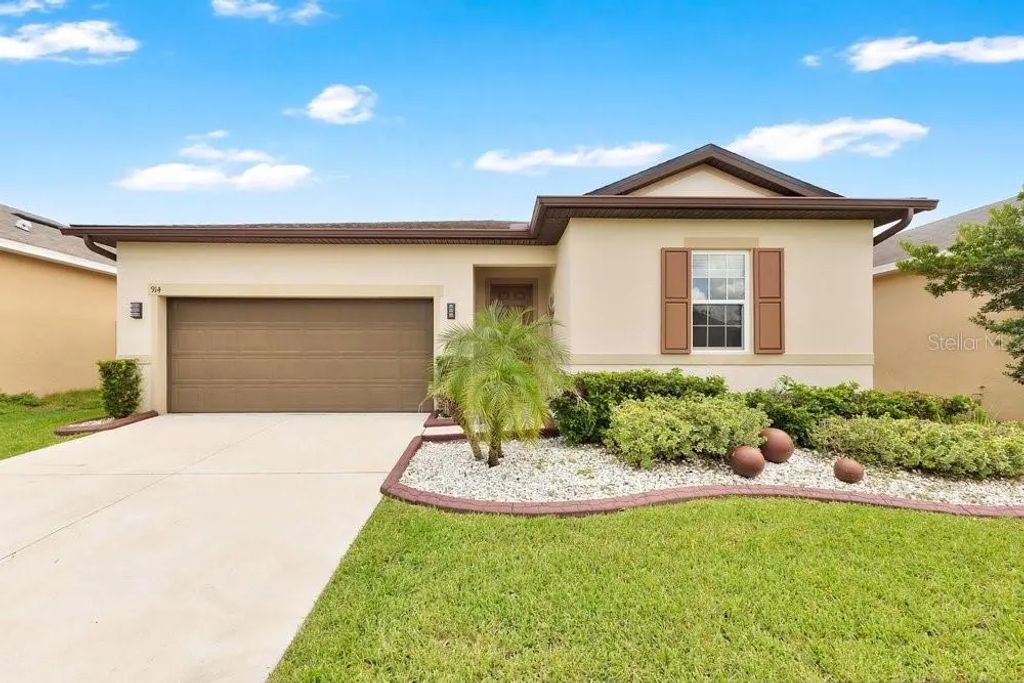 914 Fallon Hills Drive, HAINES CITY