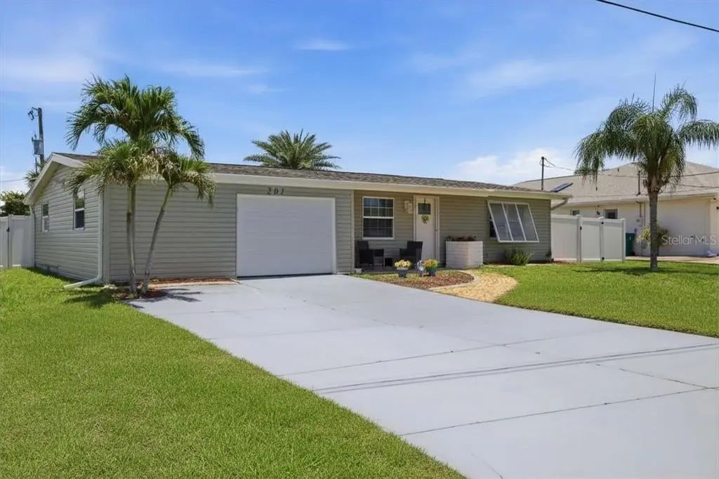 201 E Tarpon Blvd Nw, PORT CHARLOTTE