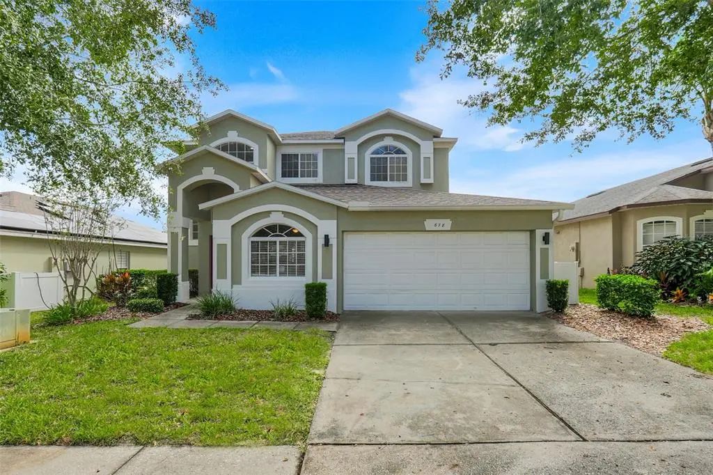 678 Henley Circle, DAVENPORT