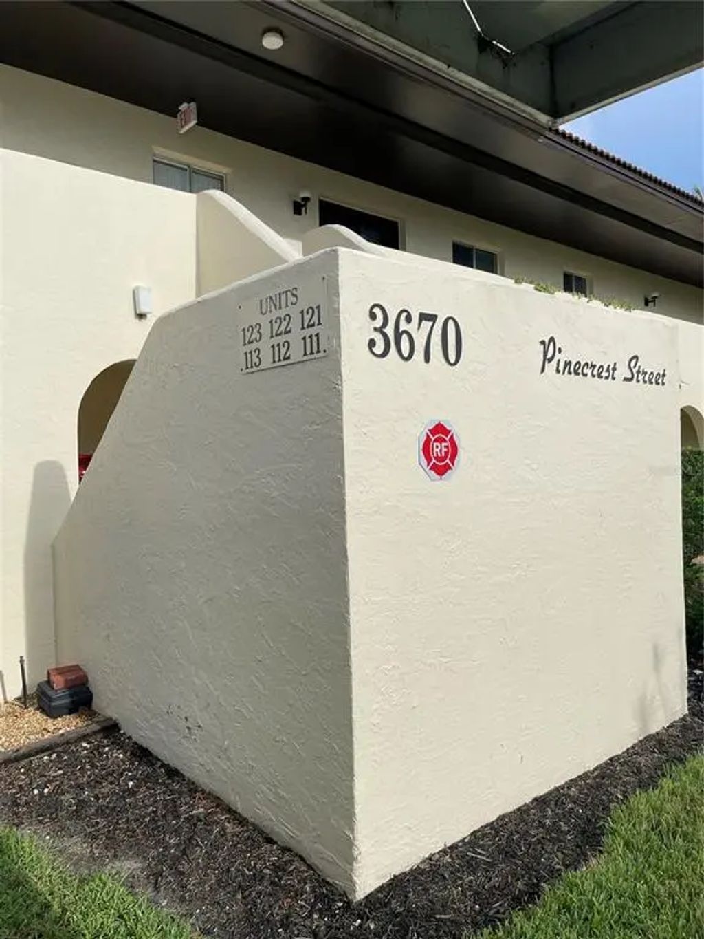3670 Pinecrest Street 111, SARASOTA