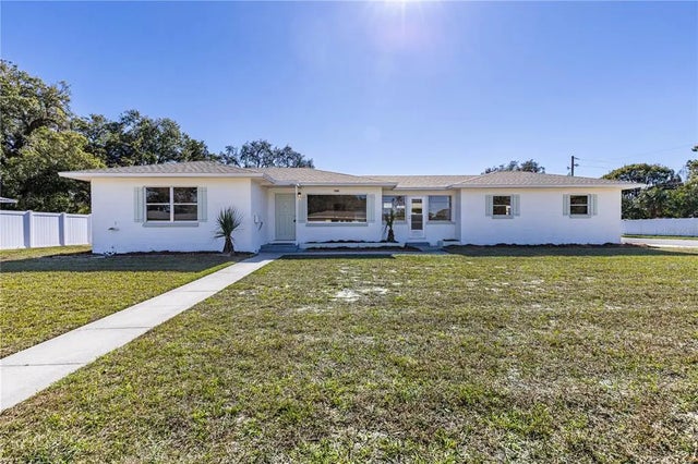 2590 Westland Road, MOUNT DORA