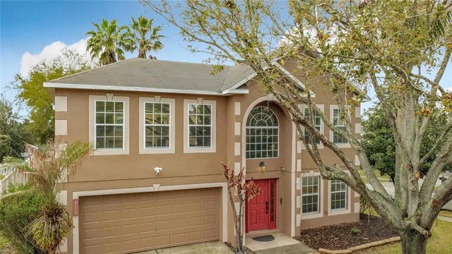 313 Azores Place, GROVELAND