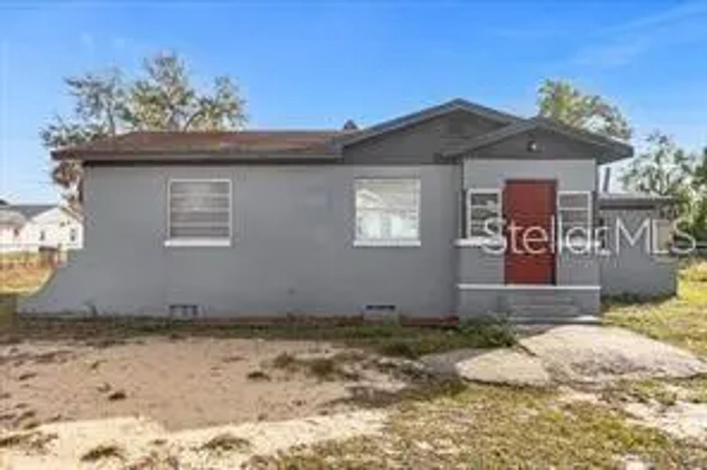 131 W Crystal Avenue, LAKE WALES