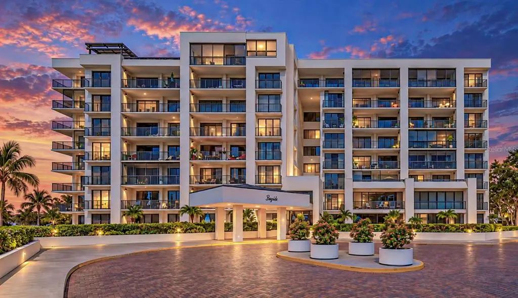 8 Belleview Boulevard 108, BELLEAIR