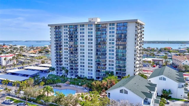 400 Island Way 201, CLEARWATER BEACH
