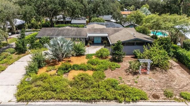 2634 Collins Avenue, LAKELAND