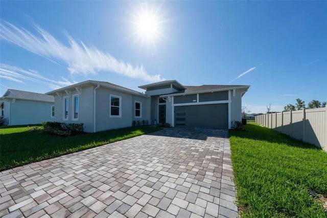 8178 Ivy Stark Boulevard, WESLEY CHAPEL