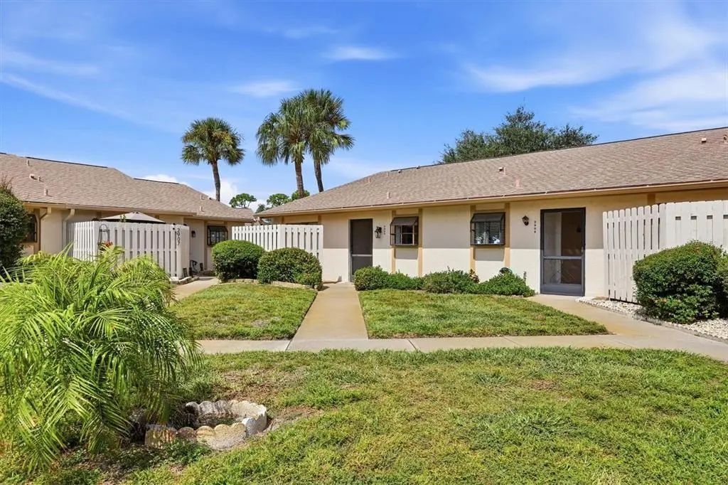 2906 63rd Street W 206, BRADENTON