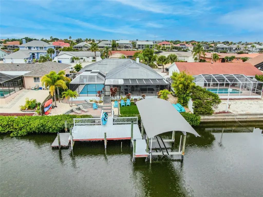 910 Chipaway Drive, APOLLO BEACH