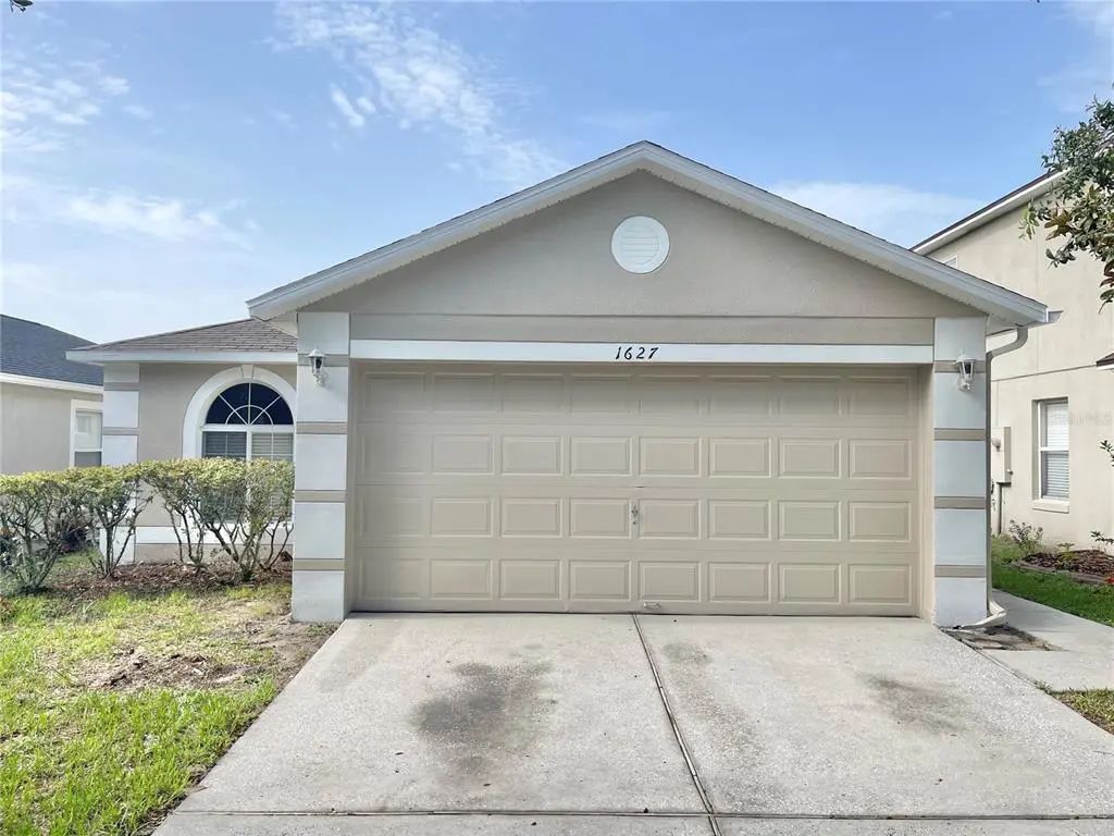 1627 Sherbourne Street, WINTER GARDEN
