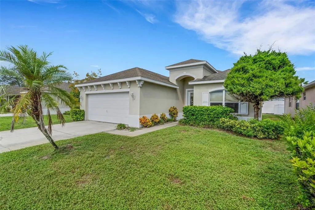 14551 Potterton Circle, HUDSON