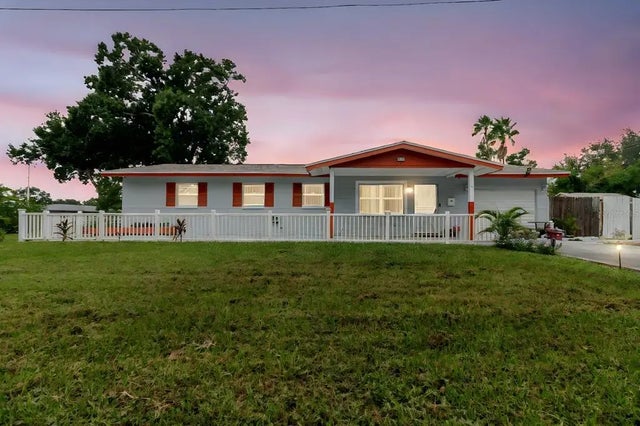 7200 8th Street N, ST PETERSBURG