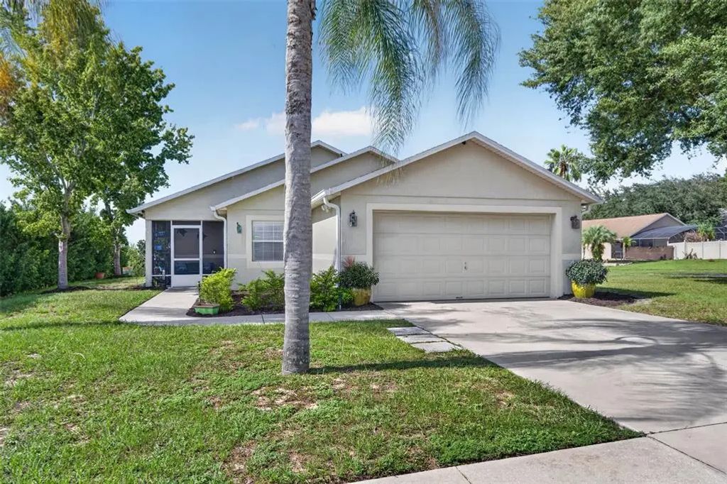 1390 Willow Crest Drive, CLERMONT