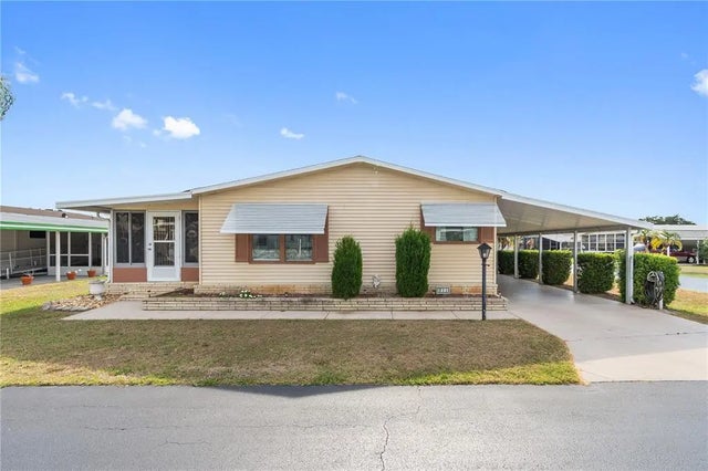 211 Sweet Circle, WINTER HAVEN