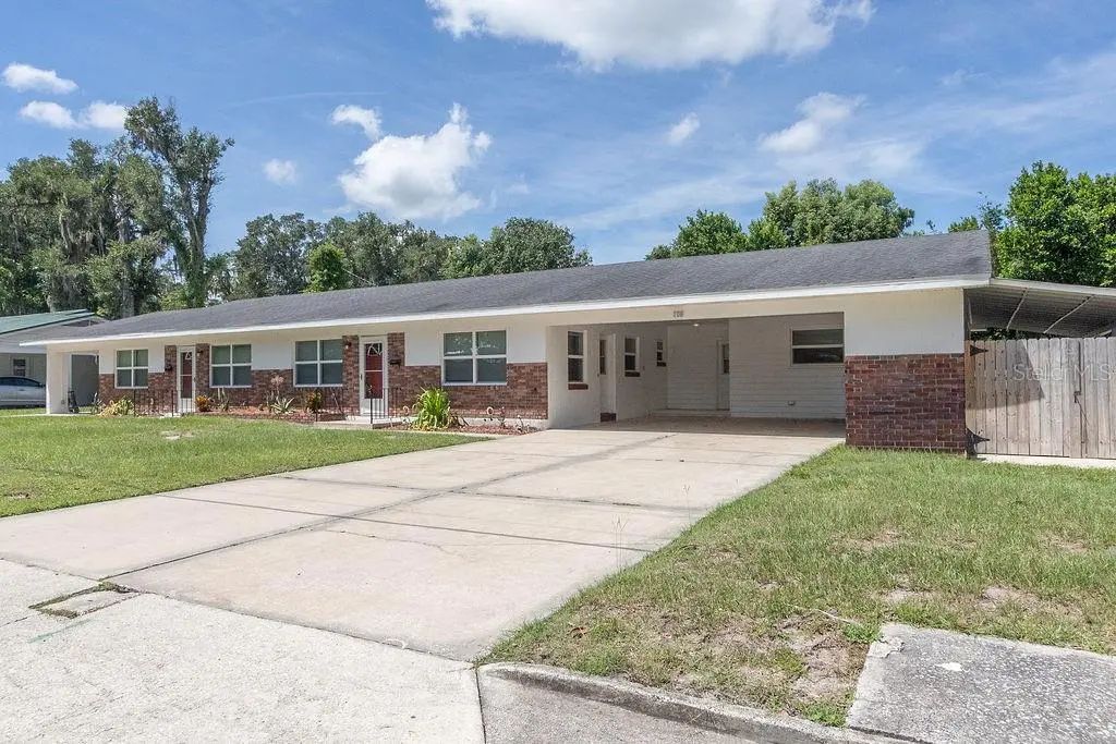 106 N Kentucky Avenue, DELAND