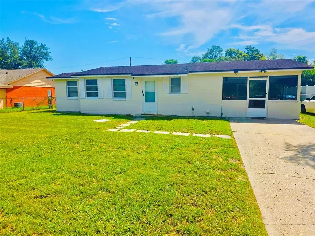 1701 Montecito Avenue, DELTONA
