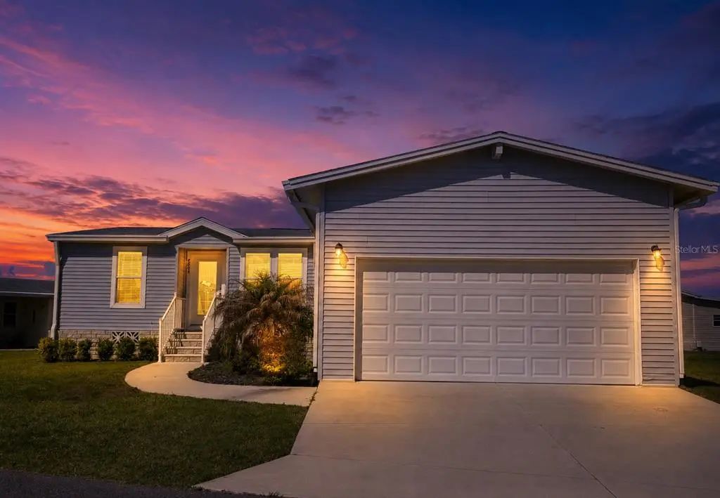 4853 Lark Haven Place, ZEPHYRHILLS