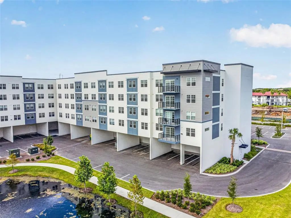 5563 Millenia Park Blvd 415, ORLANDO