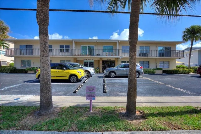 3753 46th Avenue S 10, ST PETERSBURG