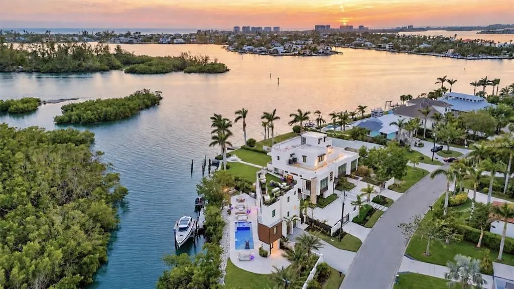 1406 Tangier Way, SARASOTA