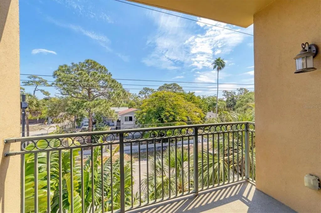 1268 11th Street 2302, SARASOTA