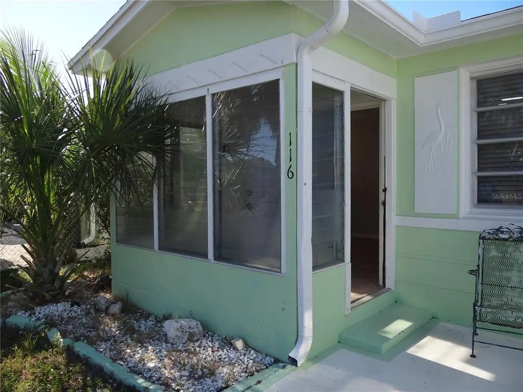 116 145th Avenue E, MADEIRA BEACH