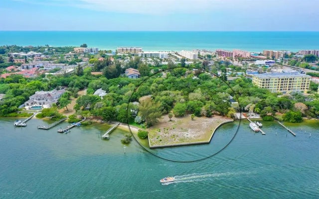 6559 Peacock Road, SARASOTA