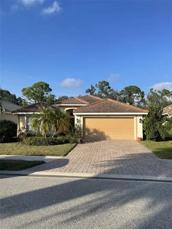 Photo of Listing #T3494901