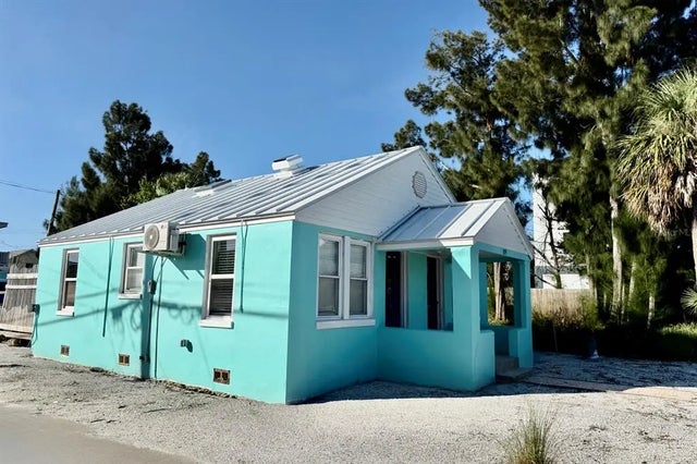 119 125th Avenue A, TREASURE ISLAND