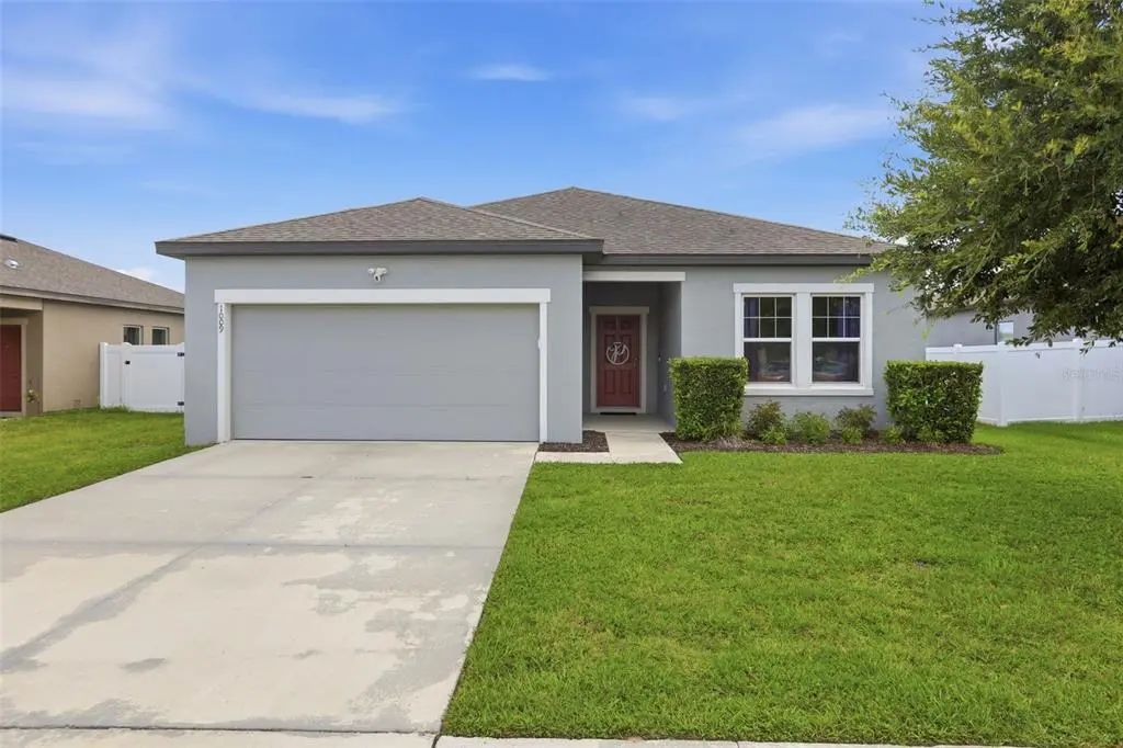 1009 Wanderer Drive, DELTONA