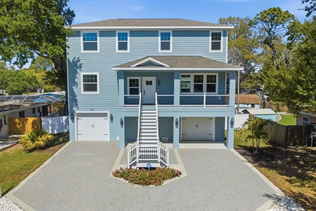 132 Pennsylvania Avenue, PALM HARBOR