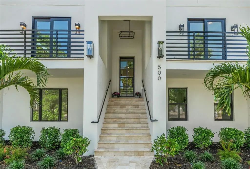 500 East Davis Boulevard, TAMPA