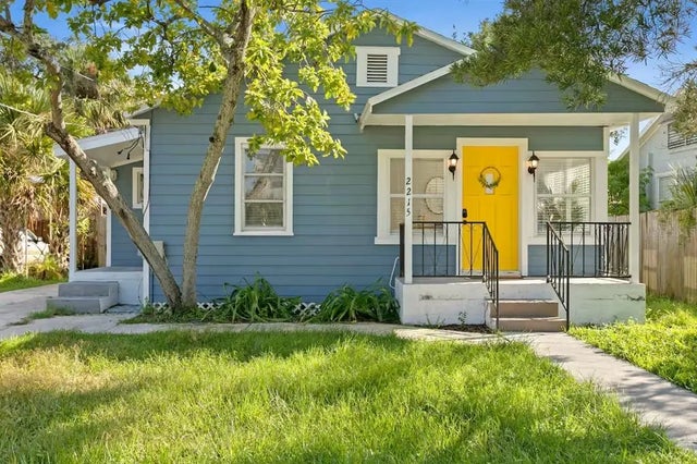 2215 Thrace Street, TAMPA