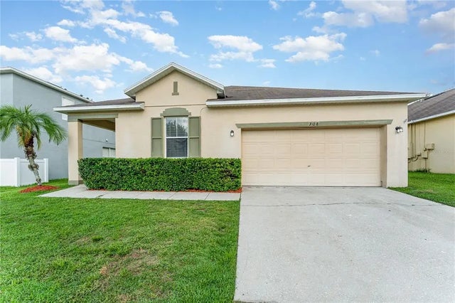 308 Andover Drive, DAVENPORT