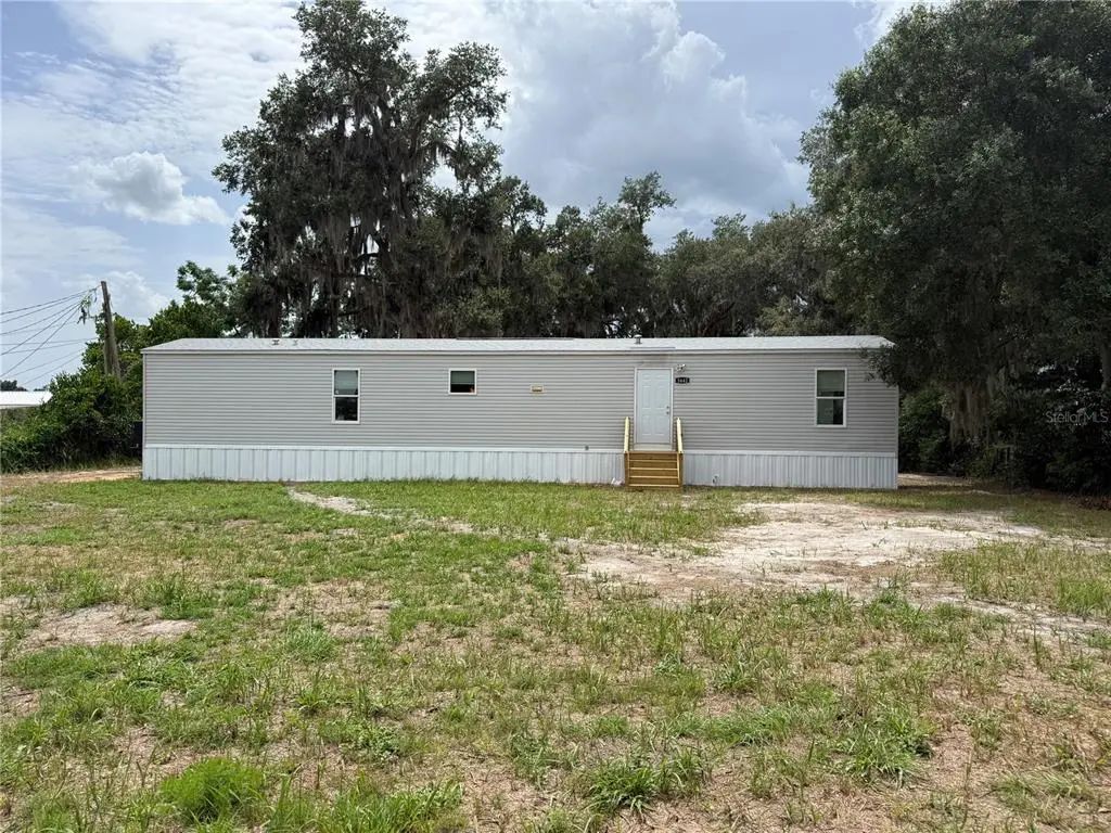 5642 Meadow Glen Road, LAKELAND