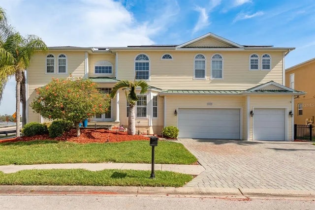 339 Manatee Lane, TARPON SPRINGS