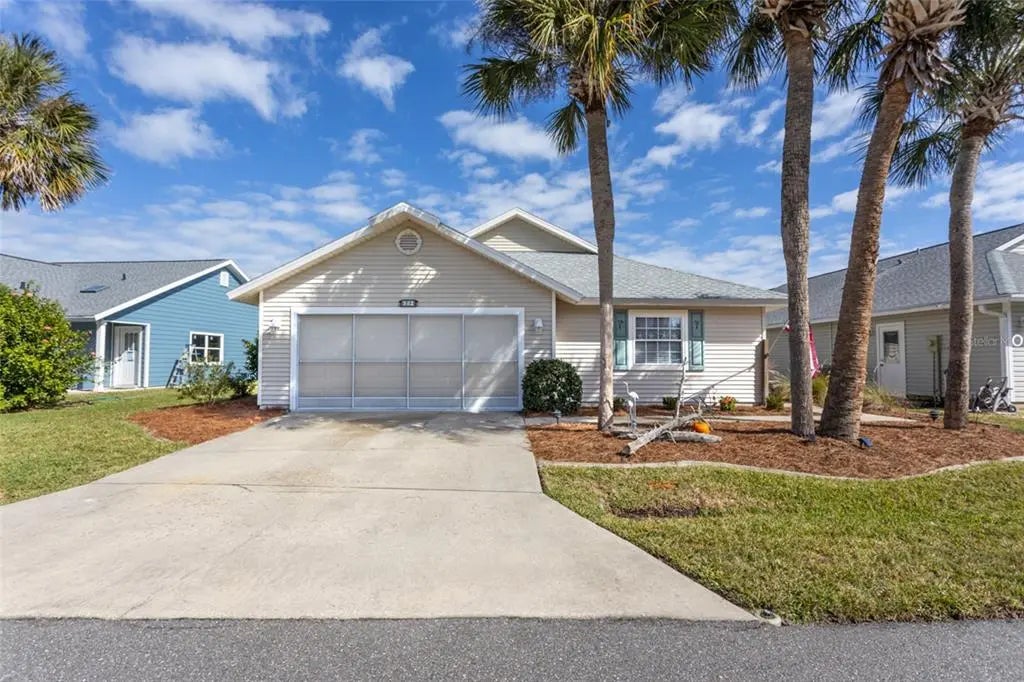 29 Bristol Lane, PALM COAST