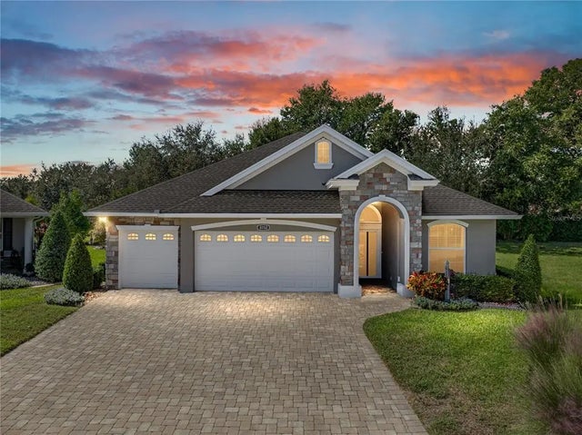 8152 Lake James Drive, LAKELAND