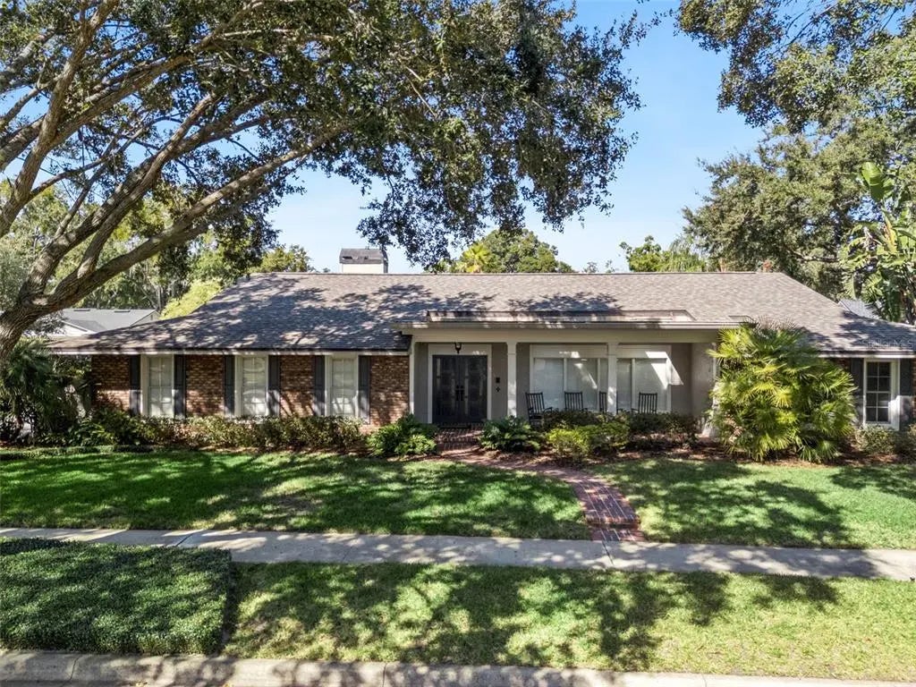 221 White Oak Circle, MAITLAND