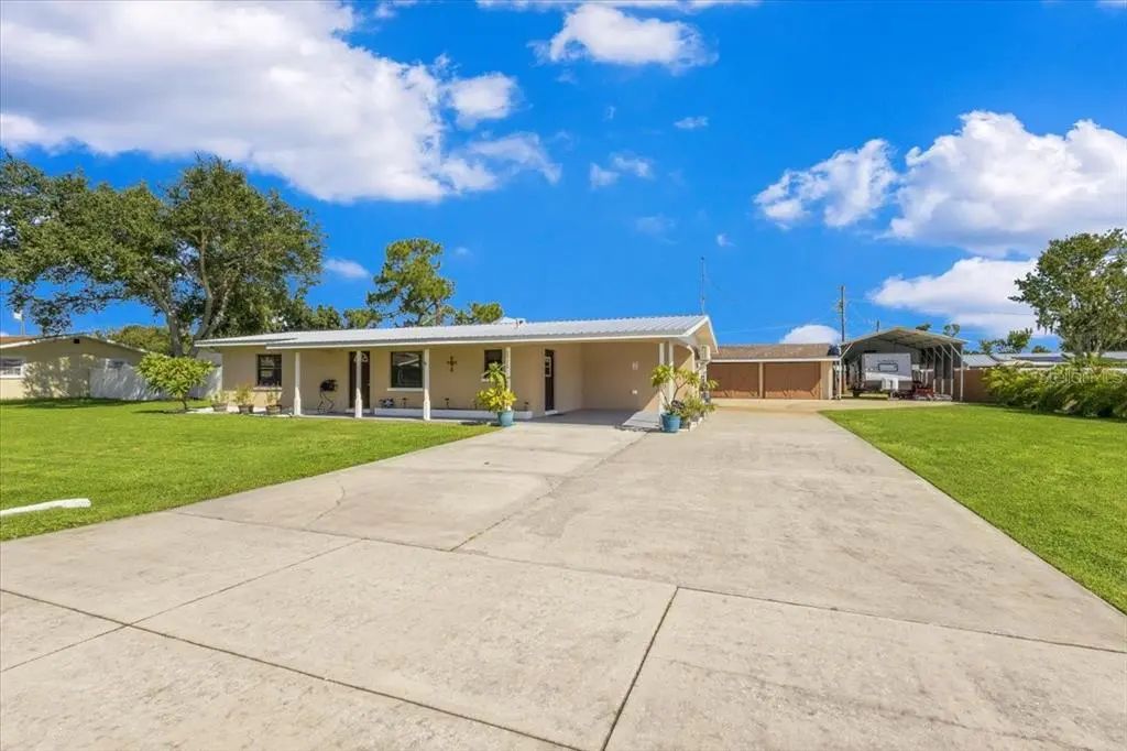 5715 29th Avenue Drive E, BRADENTON