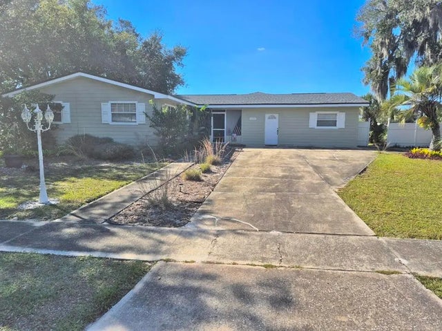 2032 Canal Road, DELTONA