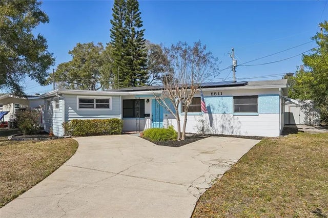 5511 93rd Avenue N, PINELLAS PARK