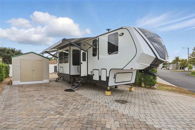 2326 Limewood Avenue, CLERMONT