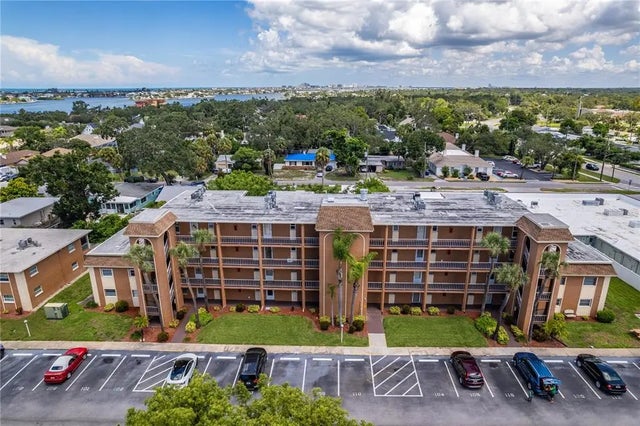 12760 Indian Rocks Road 114, LARGO