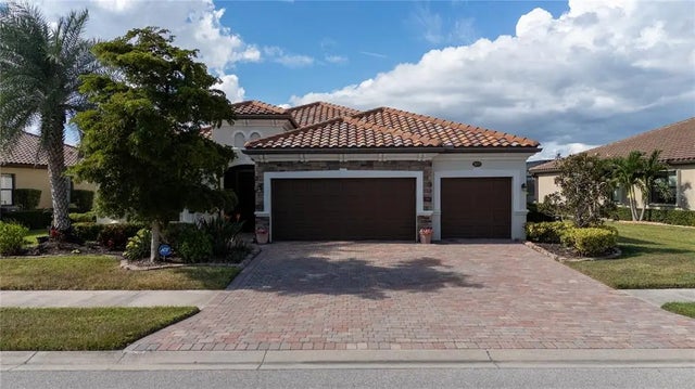 20373 Granlago Drive, VENICE