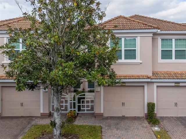 8311 Foster Dr, DAVENPORT