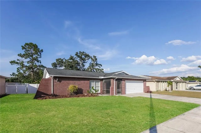2216 Valleybrook Avenue, VALRICO